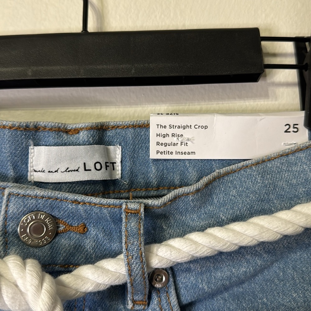 LOFT Straight Crop Jeans NWT - Picture 2 of 4